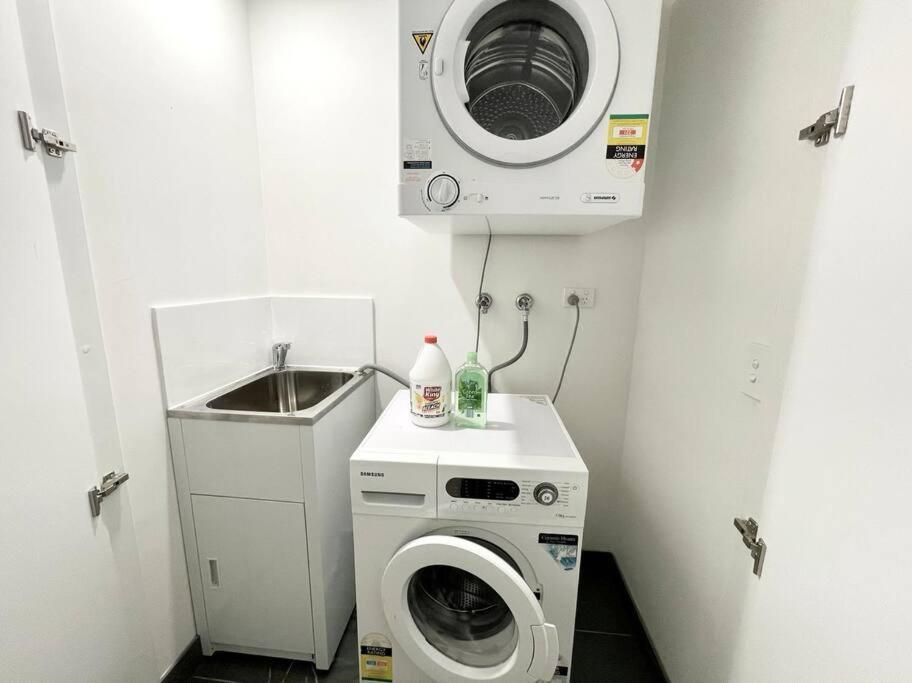 Apartment Skypark Oasis Retreat 2br@ Close To Olympicpark